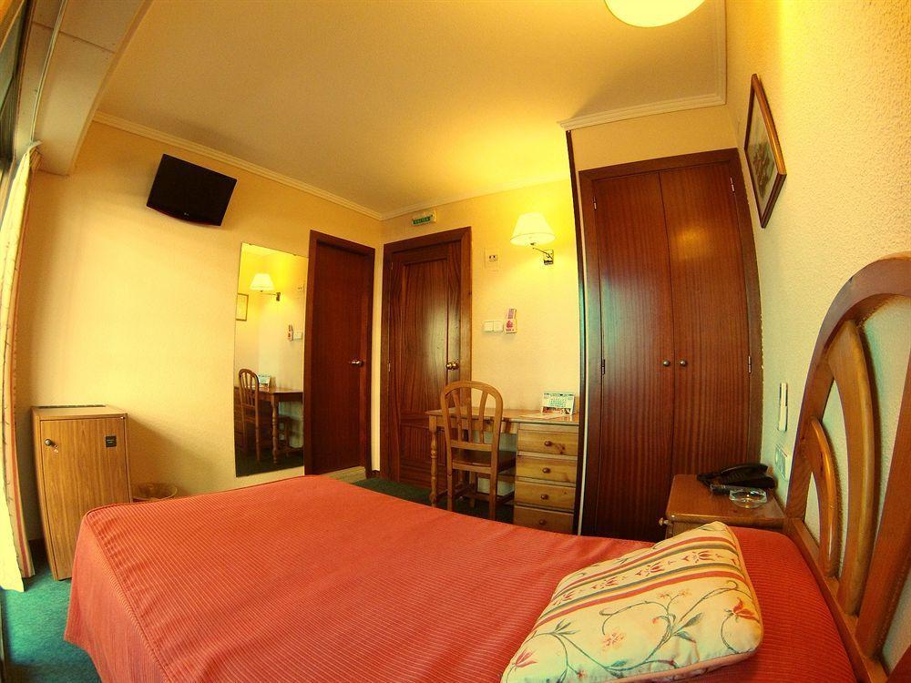 Hotel Avenida Plaza AlziraAlzira  Kültér fotó