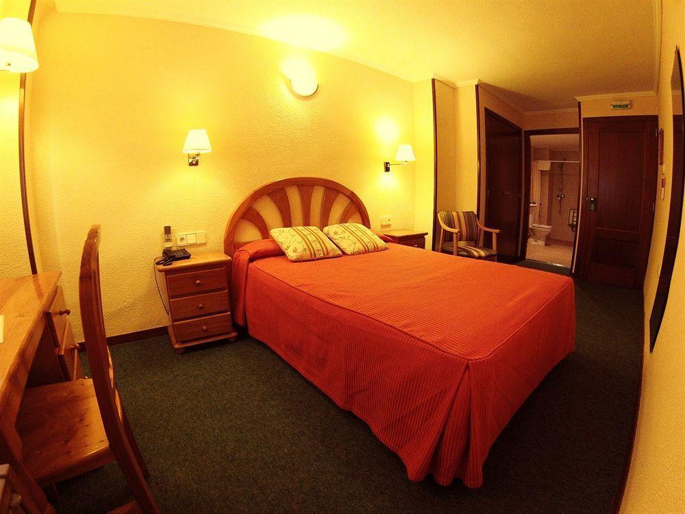 Hotel Avenida Plaza AlziraAlzira  Kültér fotó