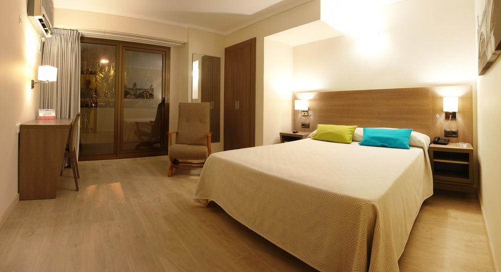 Hotel Avenida Plaza AlziraAlzira  Kültér fotó