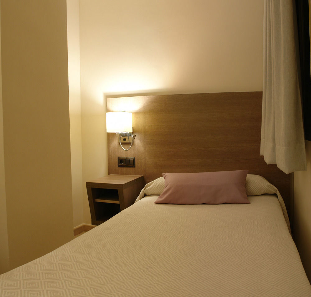 Hotel Avenida Plaza AlziraAlzira  Kültér fotó