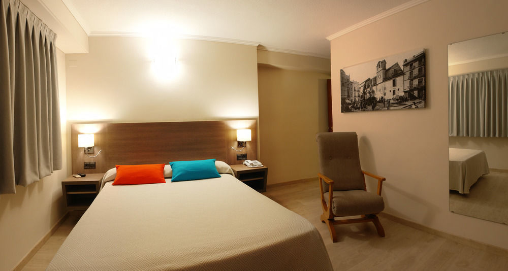 Hotel Avenida Plaza AlziraAlzira  Kültér fotó